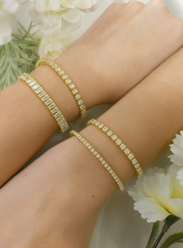 Pulsera Circonita Dorada